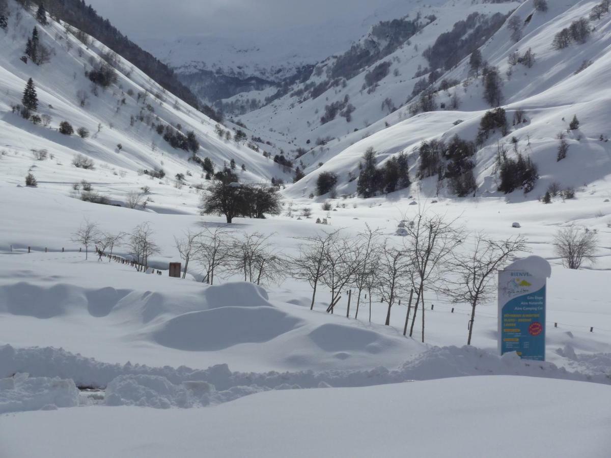 Gite De Montagne Du Plateau De Lhers- Accueil Randonneurs Accous المظهر الخارجي الصورة