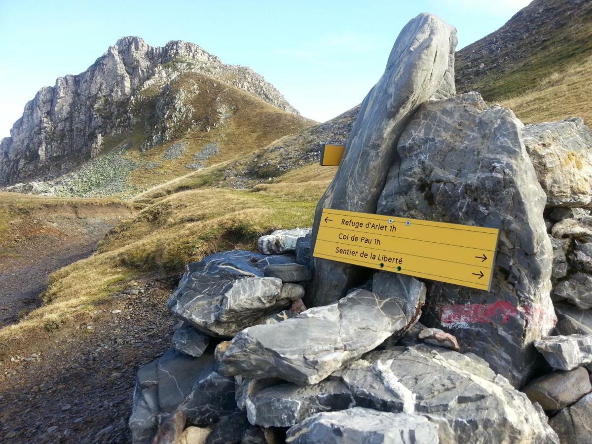 Gite De Montagne Du Plateau De Lhers- Accueil Randonneurs Accous المظهر الخارجي الصورة